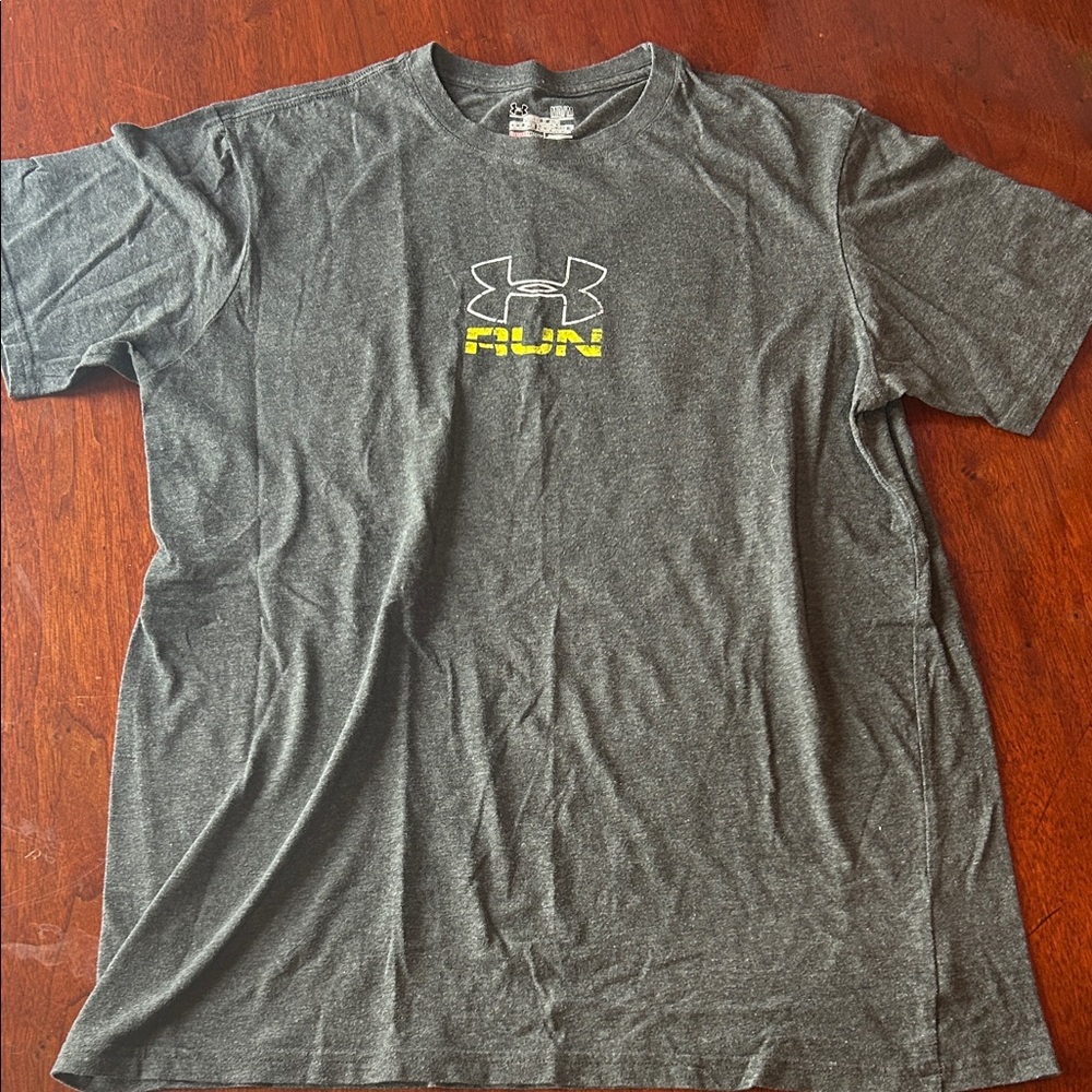 Under Armour Charcoal Tee with Neon Logo size Medium